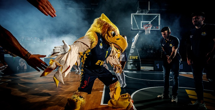 EWE Baskets Oldenburg - Basketball Löwen Braunschweig
