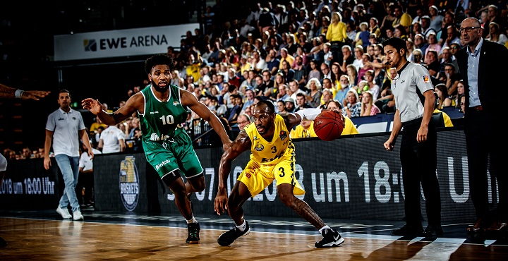 EWE Baskets Oldenburg - Basketball Löwen Braunschweig